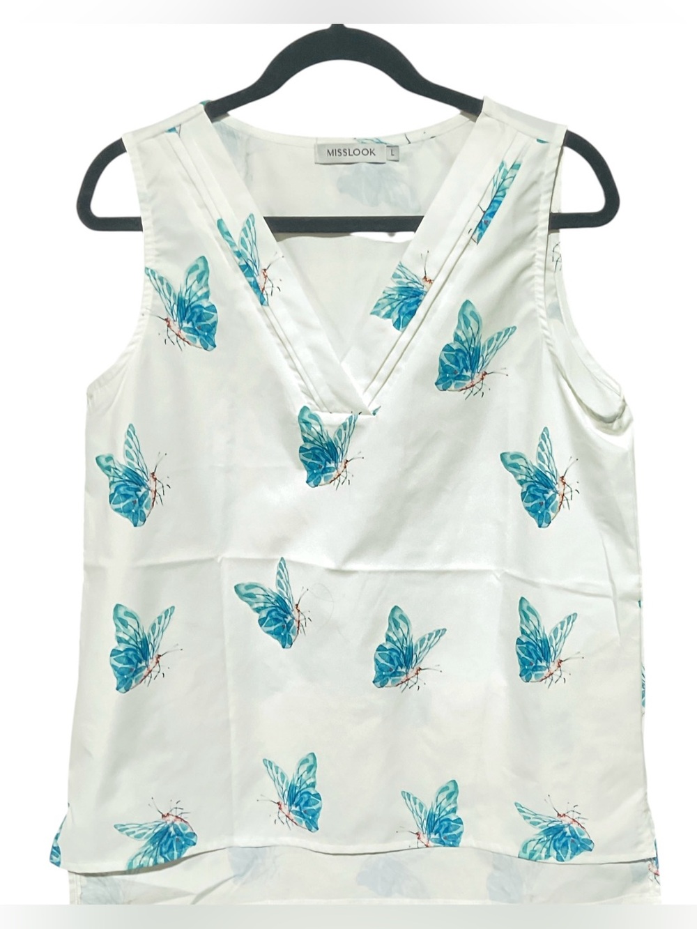 NWOT - MISSLOOK White Blue Butterfly Sleeveless Blouse – Women’s Large